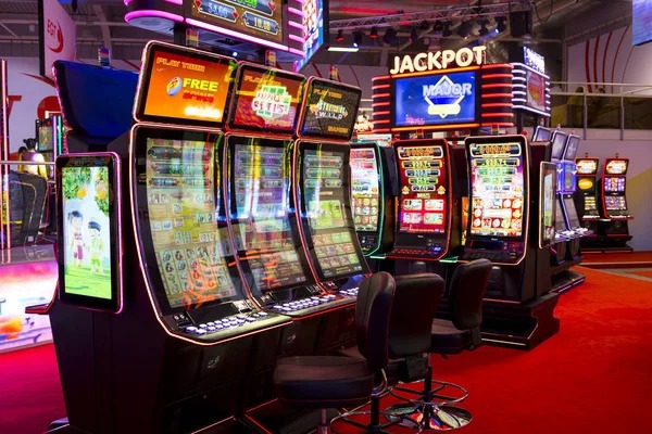 Roulette wheel spin at lunar778 login live studio